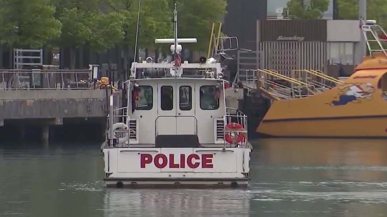 Chicago safety agencies demonstrate life-saving water rescue tips ahead ...