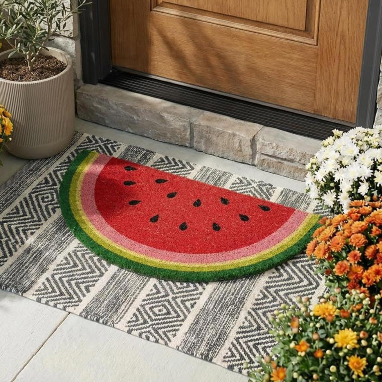 20 summer decor pieces I'm actually shocked are from Amazon, starting ...