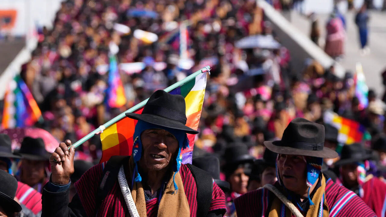 Clashes intensify in La Paz as miners demand reforms amid ongoing unrest