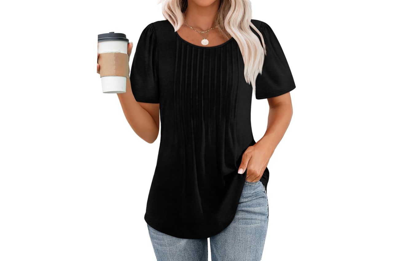 OFEEFAN Womens T Shirts Short Sleeve Pleated Dressy Casual Scooped Neck Summer Tops Blouses