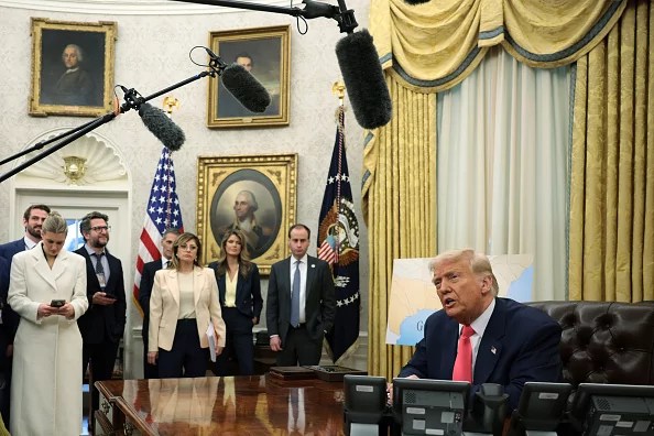 Appeals court weighs Trump crackdown on law firms and security ...