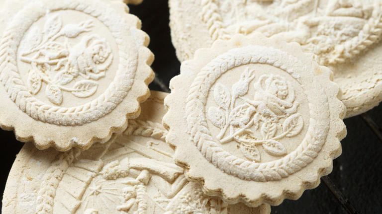 America's first animal crackers weren't Barnum's, and they're still ...