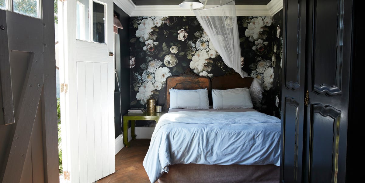 Designers say this is the key to making florals look modern