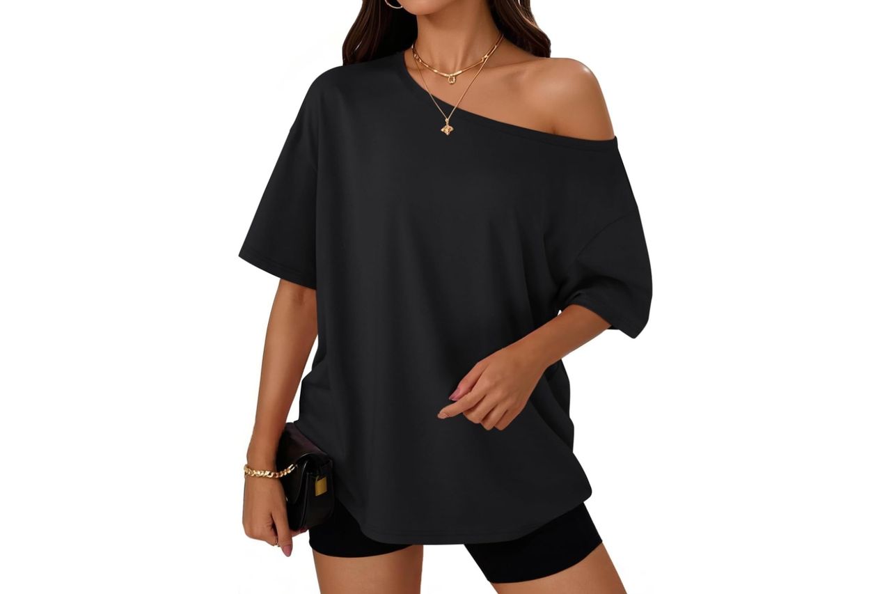 Trendy Queen Womens Off the Shoulder Tops Oversized T-Shirts Short Sleeve Tees Summer 2026 Casual Spring Clothes