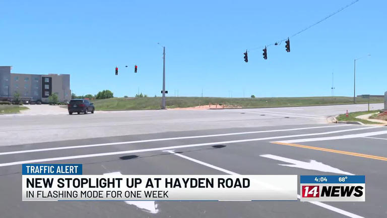 New traffic signal set up at Hayden Road in Owensboro