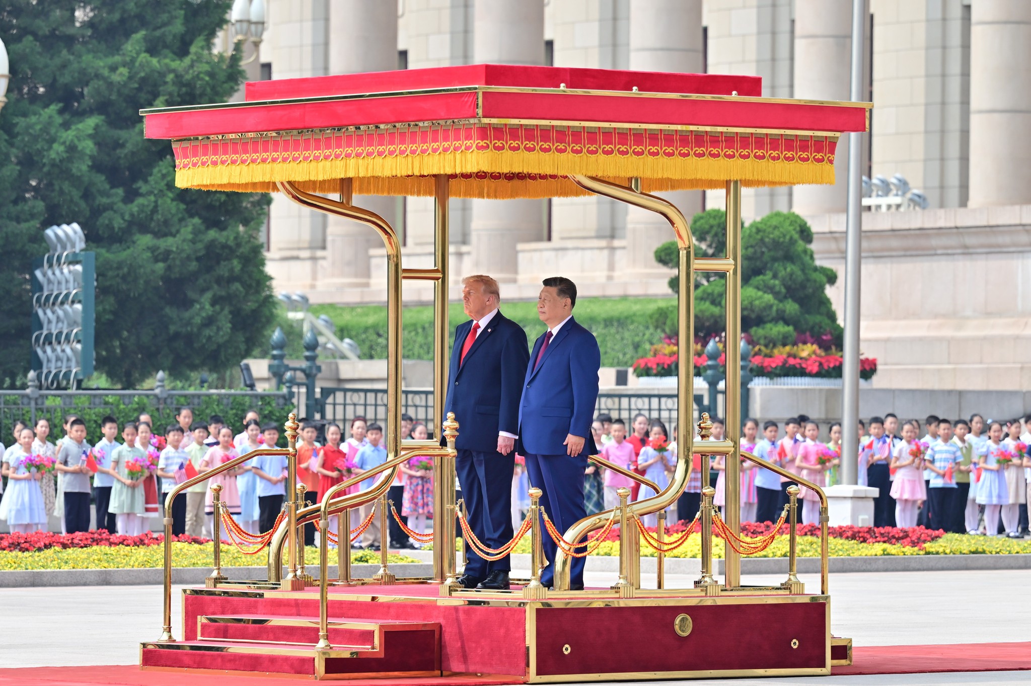 US., China pledge more stable ties after Xi-Trump meeting in Beijing