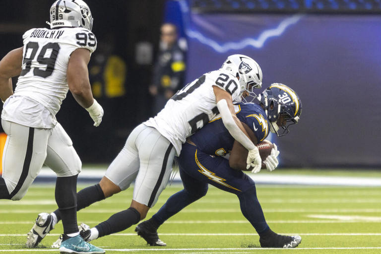 Raiders live updates: What we know about schedule release; rumors