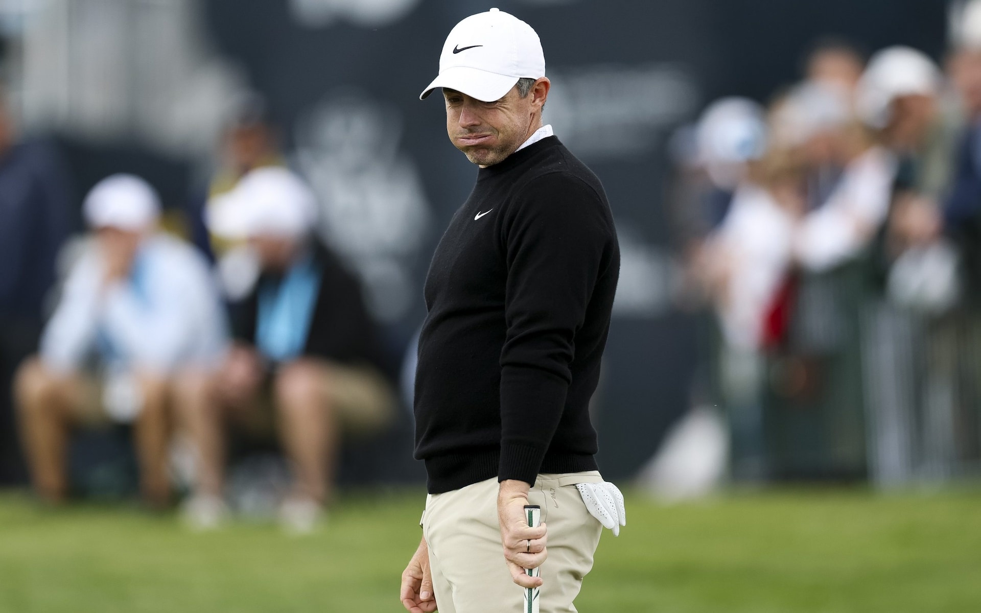 McIlroy uses one-word expletive to sum up awful first round at Aronimink