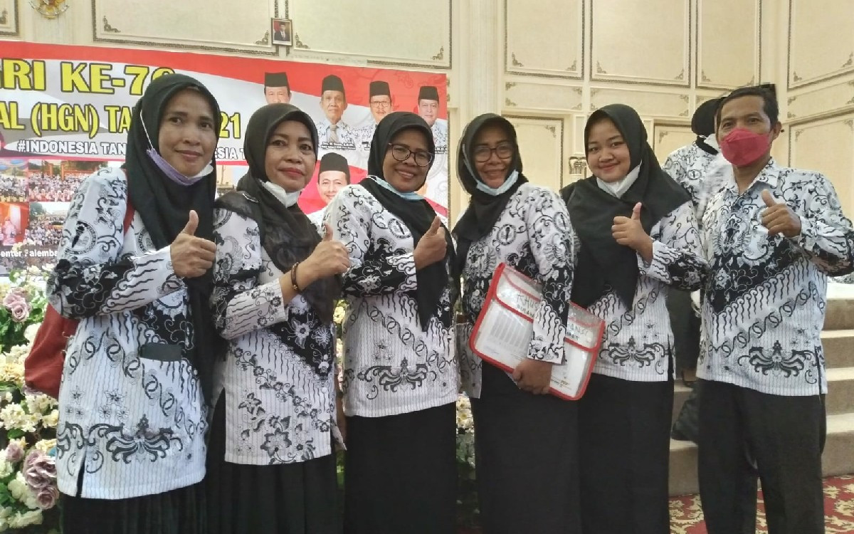 PPPK & P3K Paruh Waktu Jadi PNS Dahulu, Rekor Tuntutan Nadiem
