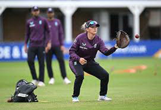 Ex-England women's stumper Taylor named men's fielding coach for NZ ...