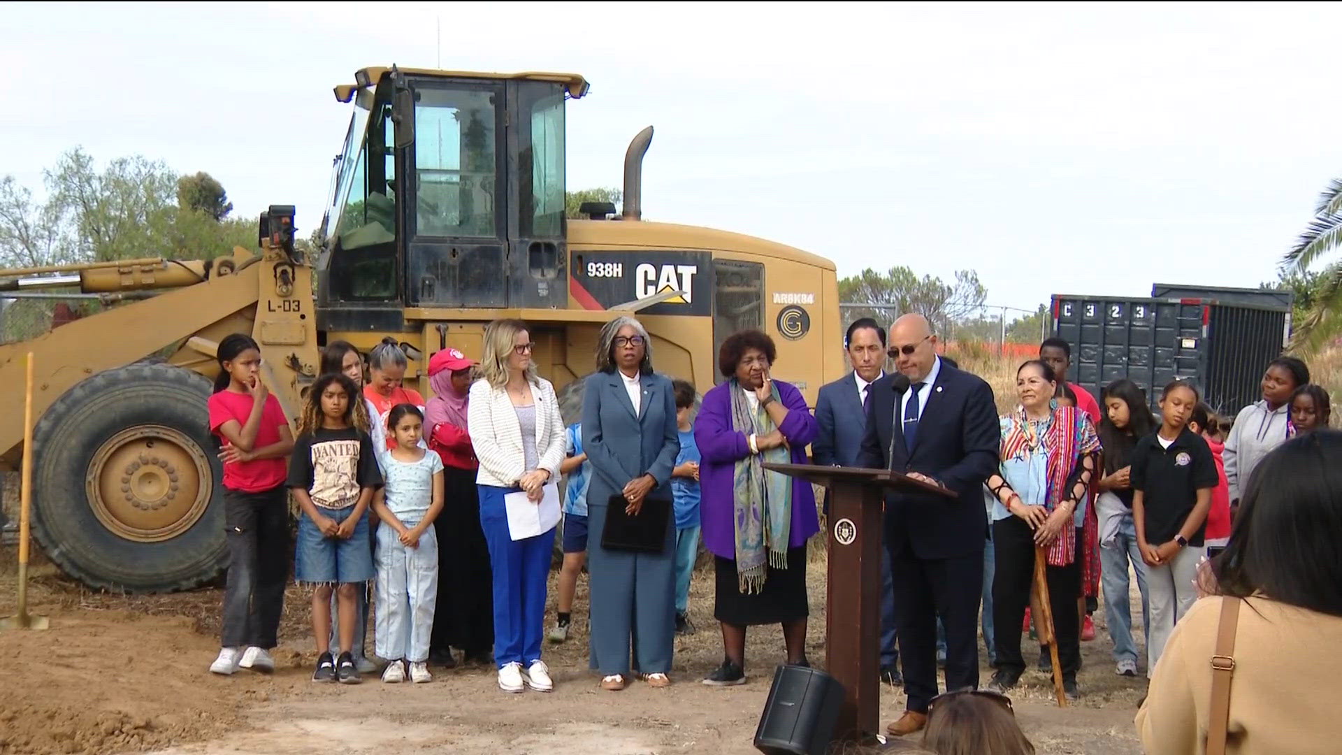 San Diego city, state leaders gather for new library groundbreaking
