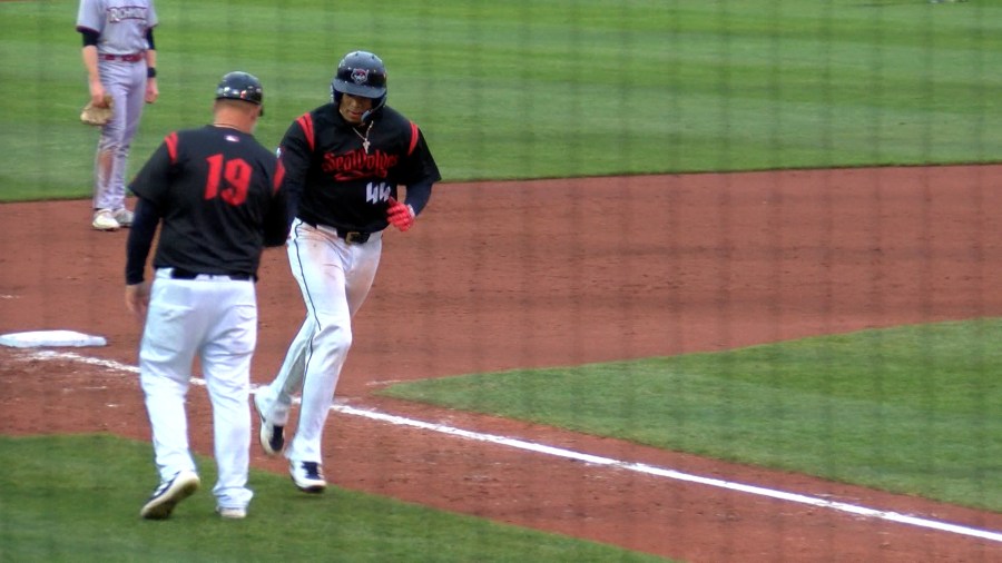 Liranzo shines in SeaWolves’ 14-7 home win over Squirrels