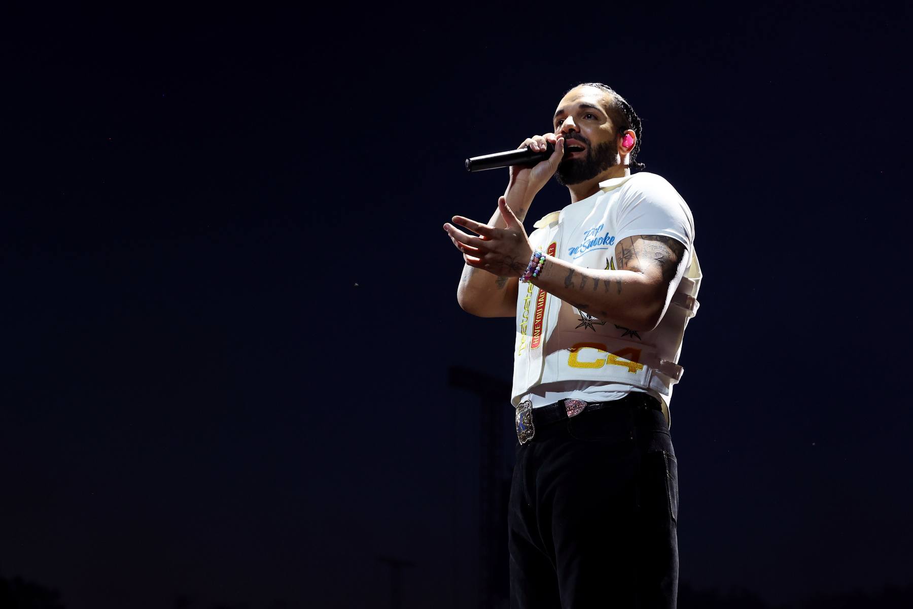 Drake reveals that his father has cancer during 'Iceman' livestream