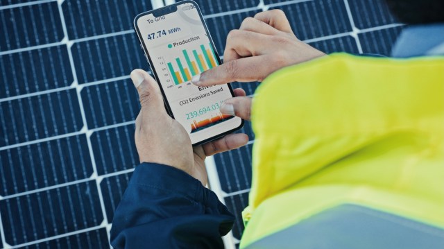 Smartphones may usher in a new era of solar power