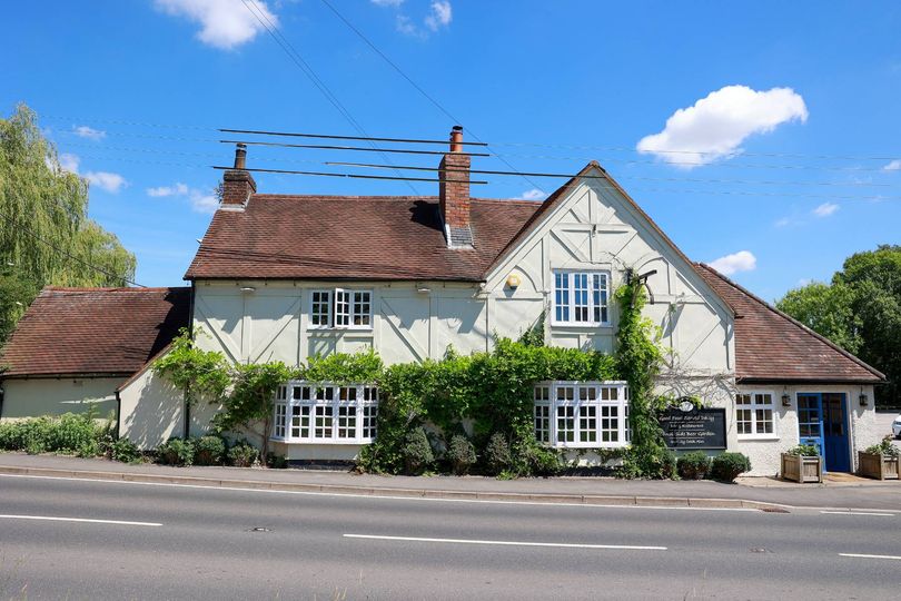 Warwickshire pub set to reopen and return to 'good old days' after ...