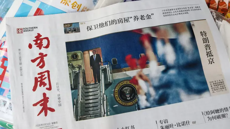 Presidente dos Estados Unidos afirmou que Xi Jinping aceitou ampliar compras chinesas de petróleo, soja e aviões da Boeing após reunião em Pequim. Trump também disse que líder chinês se mostrou disposto a ajudar na crise envolvendo o Estreito de Ormuz