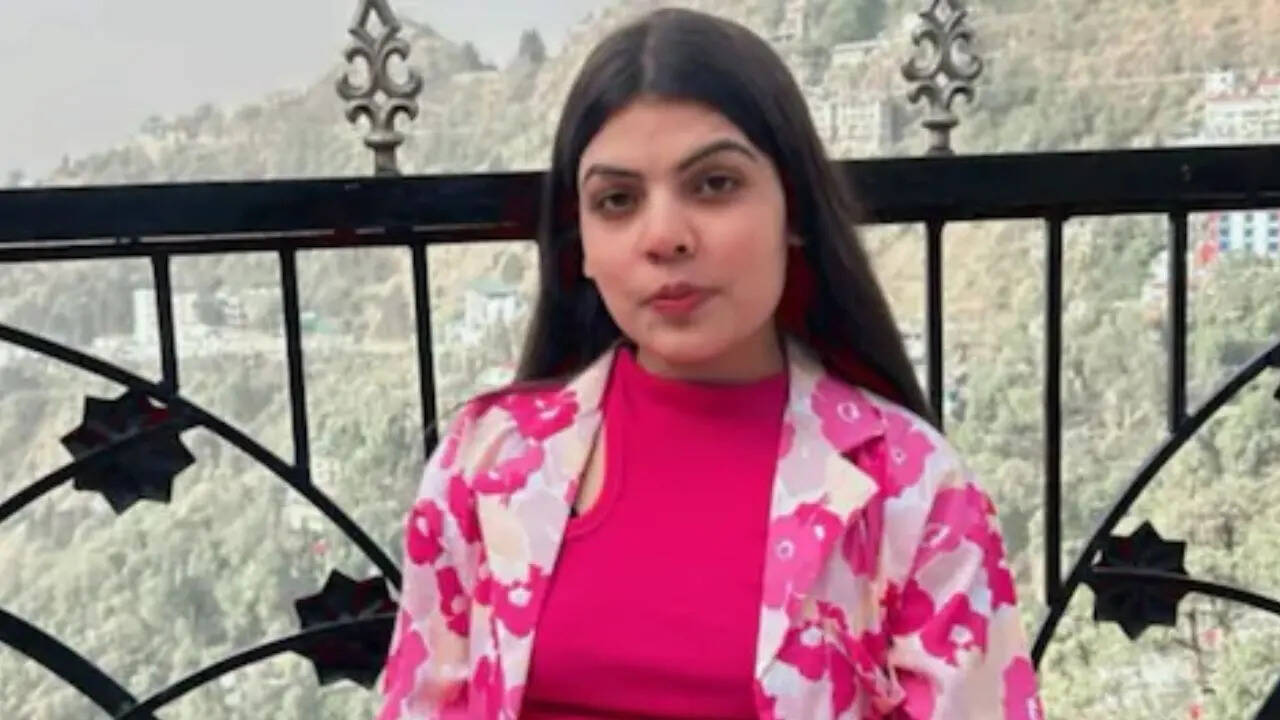 Noida woman dies 5 months after marriage, family alleges dowry ...