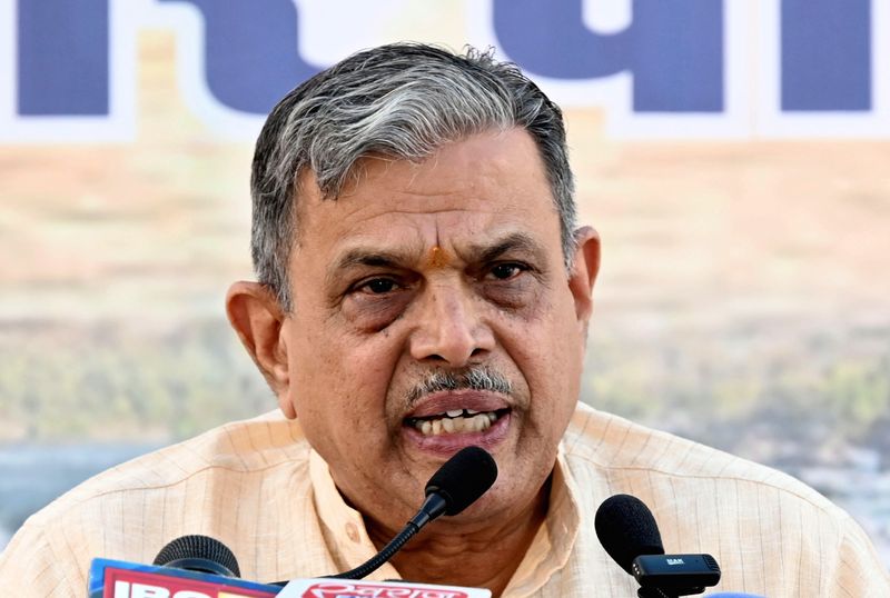 Pakistan welcomes RSS leader Hosabale’s call for dialogue between Delhi ...