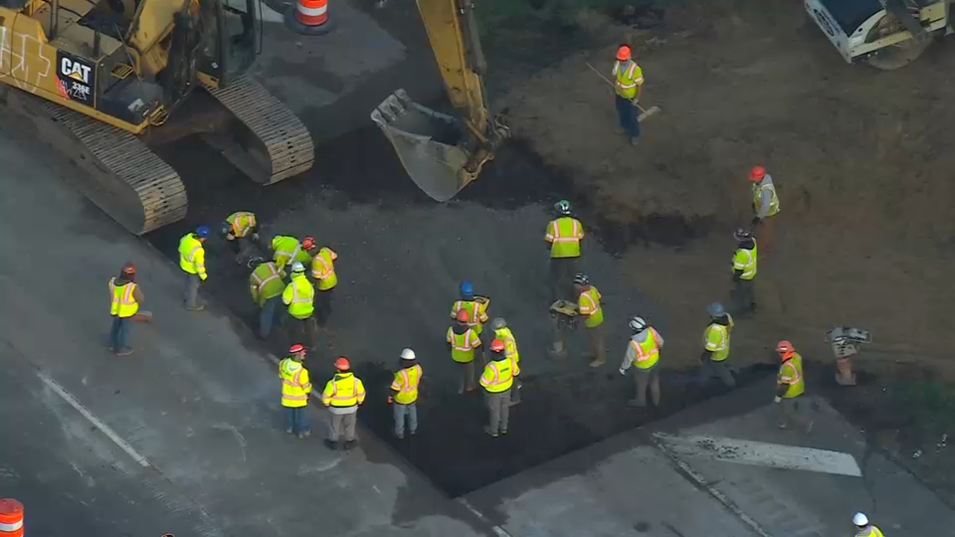 Large sinkhole repairs underway on Long Island Expressway in Melville ...