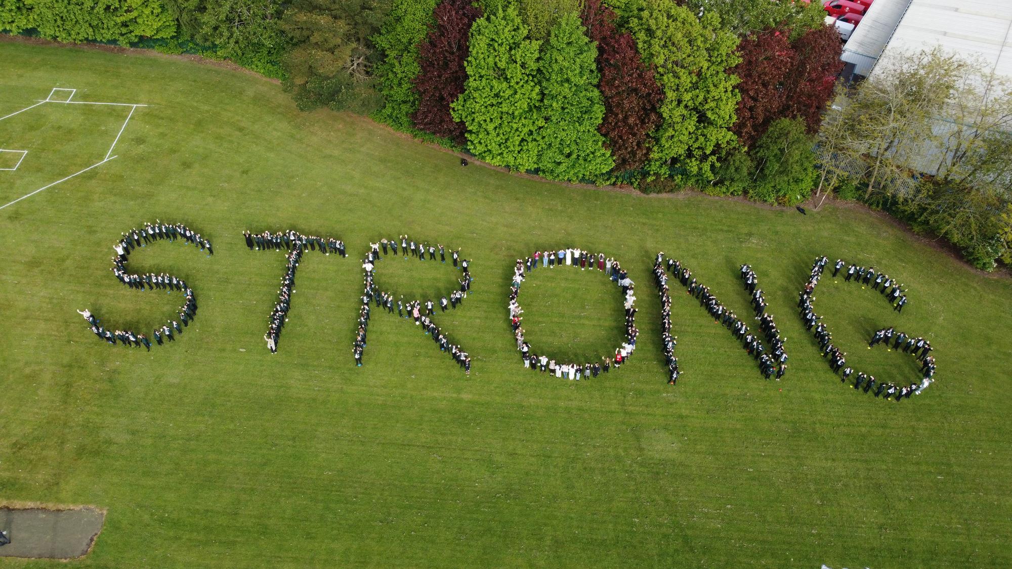 Pupils and staff at Mansfield Academy celebrate glowing Ofsted report