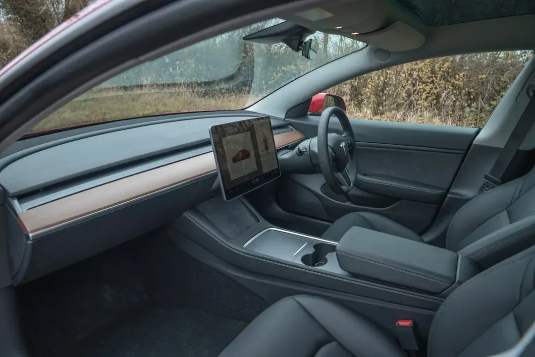 7 car features that secretly put drivers at risk, according to mechanics