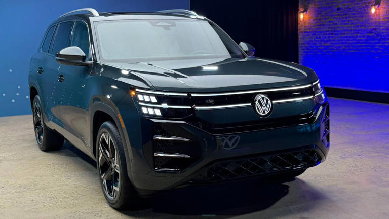 Volkswagen adds camper ID. Buzz and more powerful Atlas for 2027