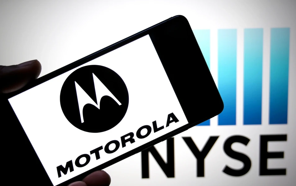 Motorola Razr Fold debuts as Applied Materials boosts outlook