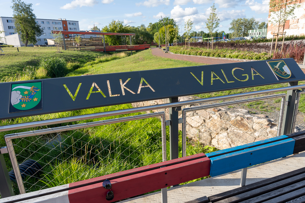 15 bizarre border towns split perfectly in two halves
