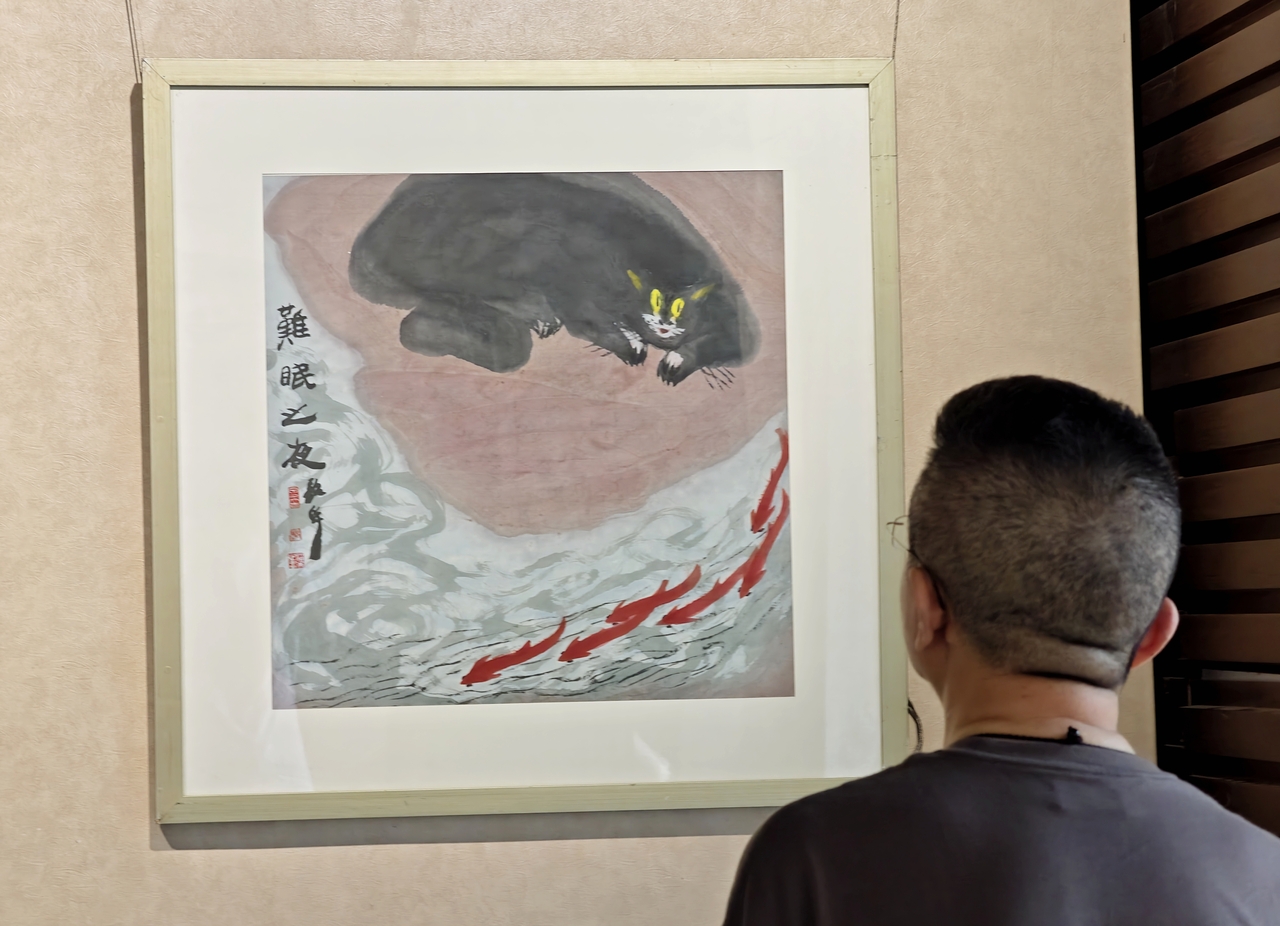 “长江有鱼——周韶华的笔墨生趣”在湖北美术学院展出