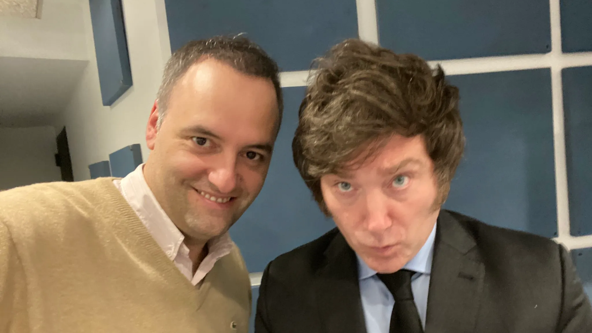 Javier Milei recibe a Manuel Adorni en la Quinta de Olivos en medio de ...