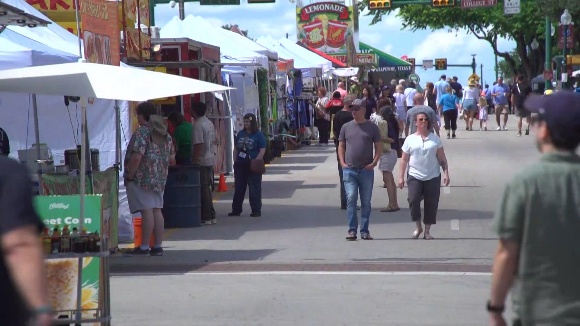 Food, fun & entertainment: Grapevine Main Street Fest has fun for the ...
