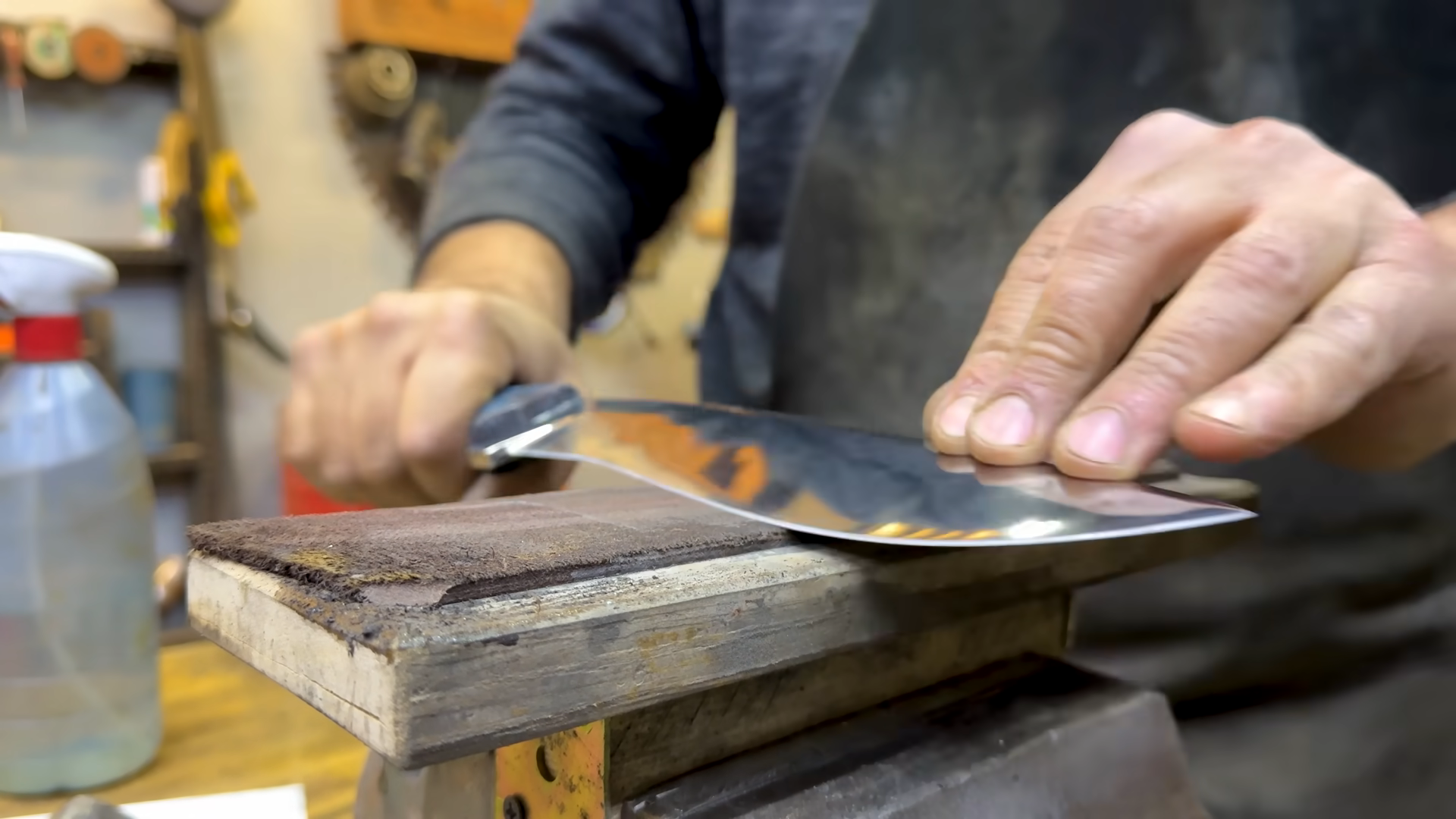 150 steel balls to kukri knife: Handmade forging and epic finish