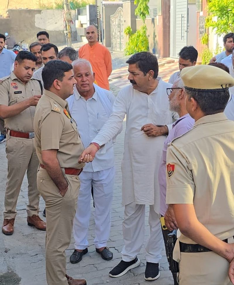 Woman shot dead outside her residence in Karnal; police scan CCTV ...