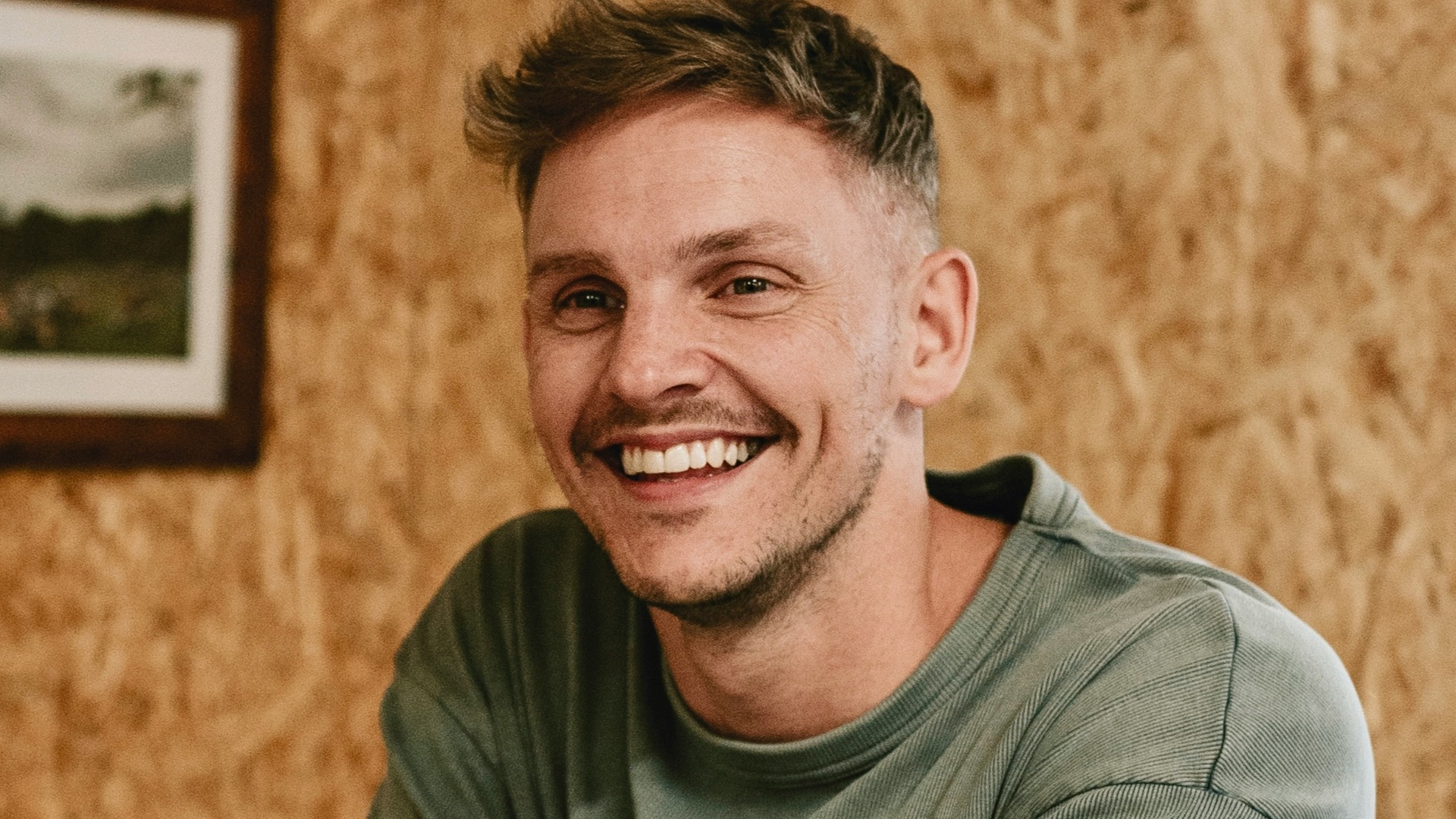 20 compliments men love hearing from other men