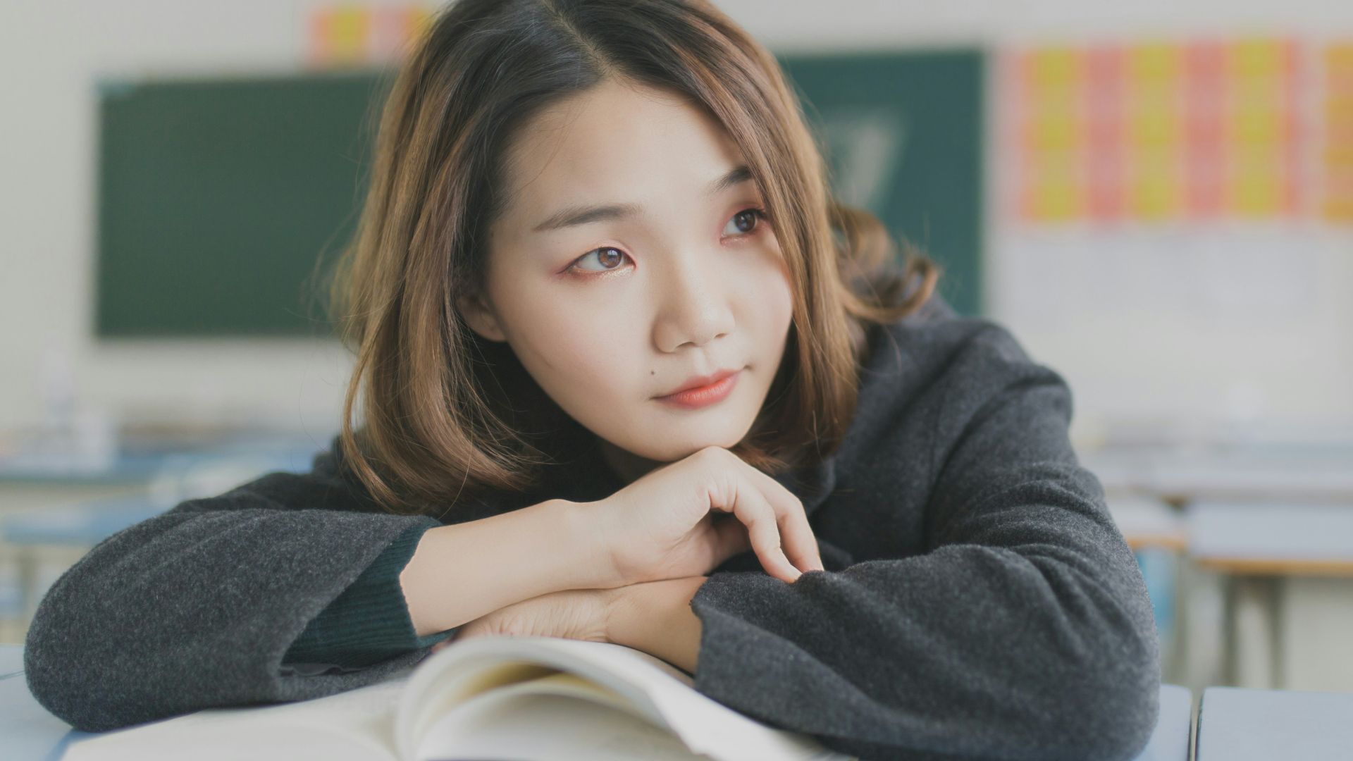 20 lessons you learned the hard way in college that shape who you are now