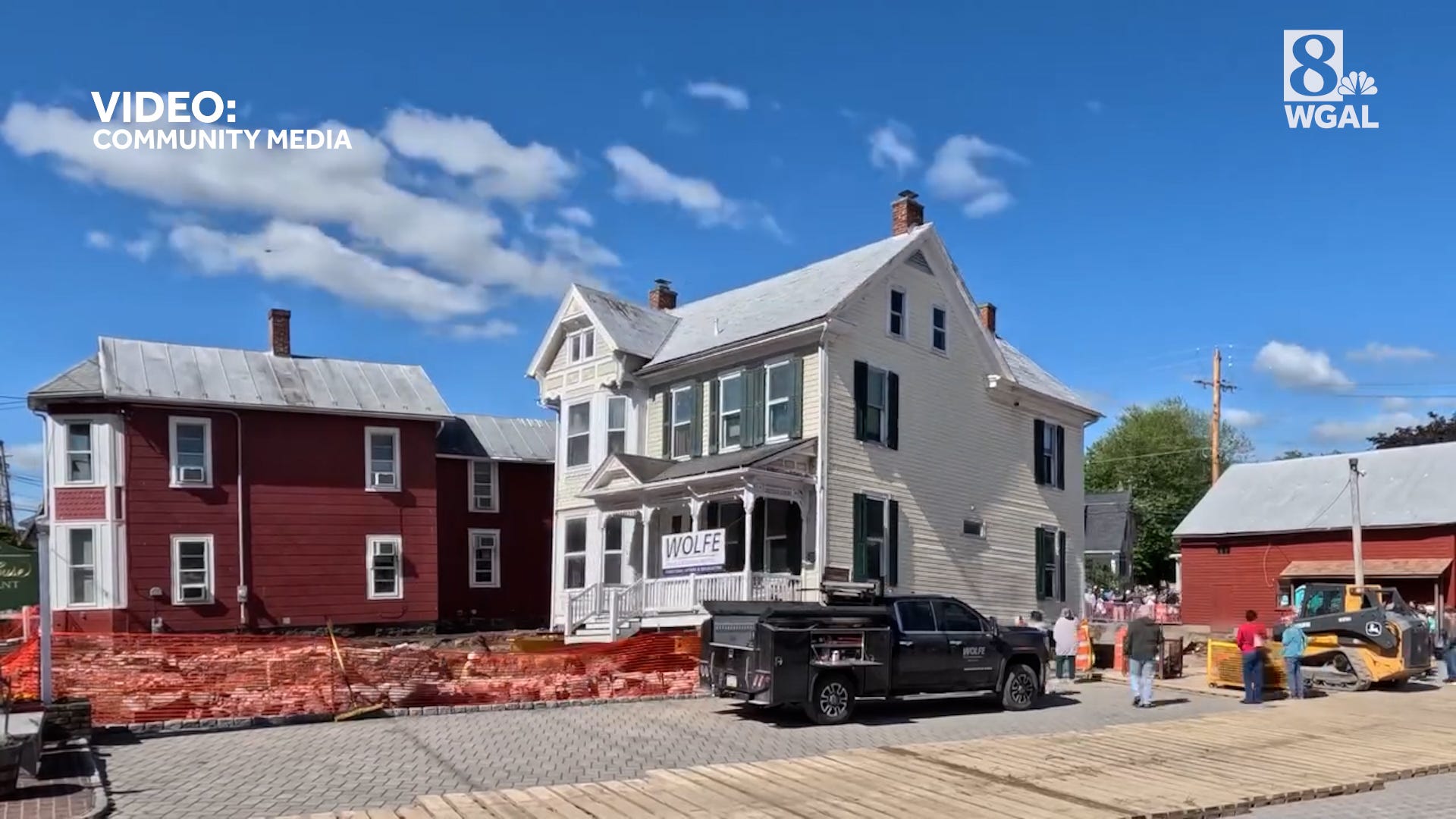 Time-lapse | Adams County house moved to make way for community park