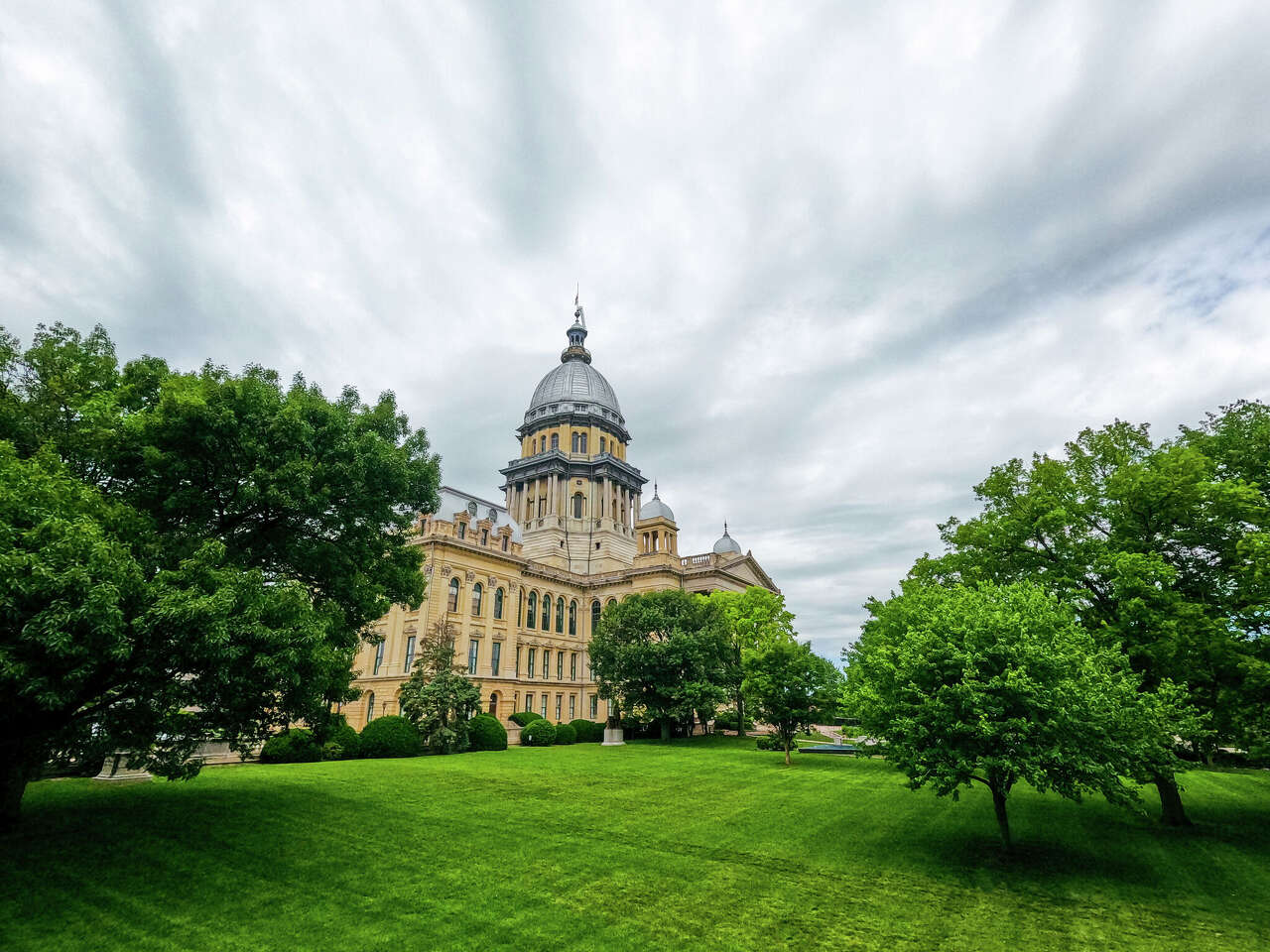 Illinois bill easing mine subsidence insurance heads to Pritzker
