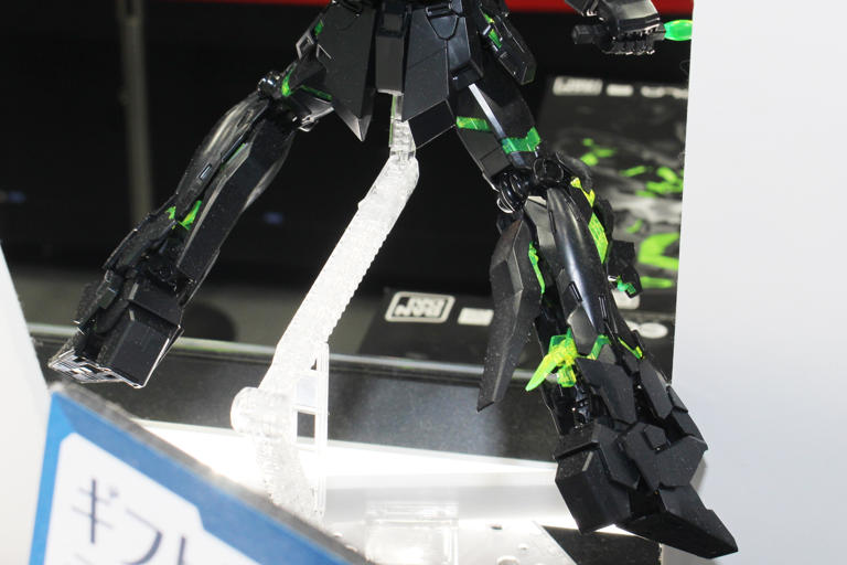 漆黒の機体はリサイクルの証。「MG 1/100 ユニコーンガンダム [リ