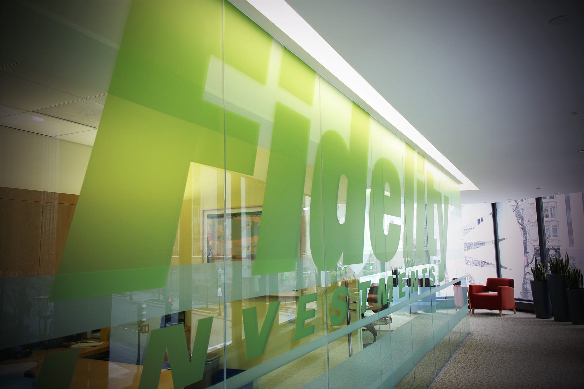 Fidelity Investments and Fidelity Brokerage Services have reached a $2.5 million settlement in a class-action suit involving a 2024 data breach.