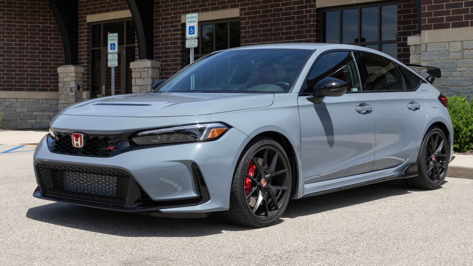 Honda’s cheapest Civic now costs $32,544 before sales tax in Canada as ...