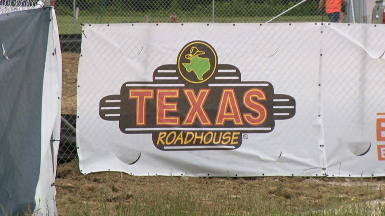 Texas Roadhouse leaving Clarksville mall after decades for brand new ...