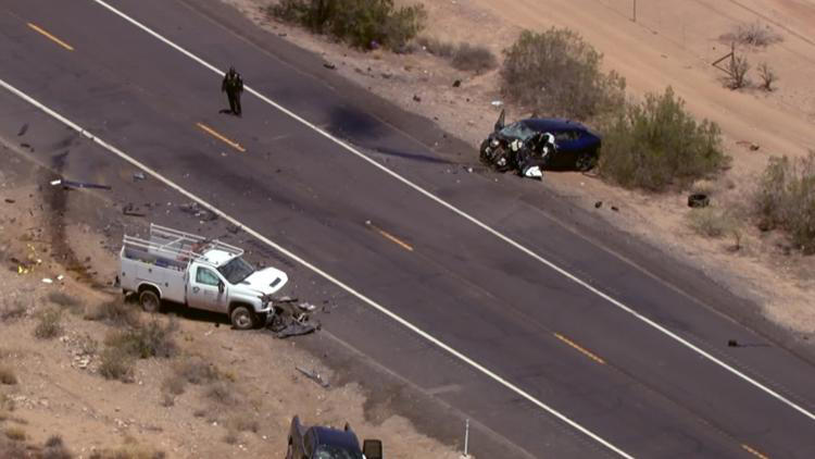 1 person killed in 3-vehicle crash along State Route 74 in Peoria