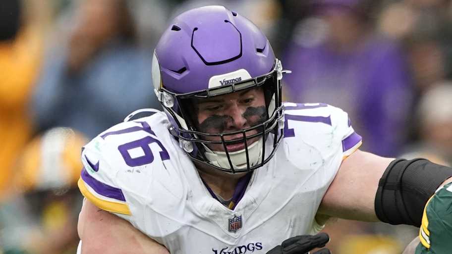 Vikings’ biggest offensive line nightmare refuses to disappear in 2026