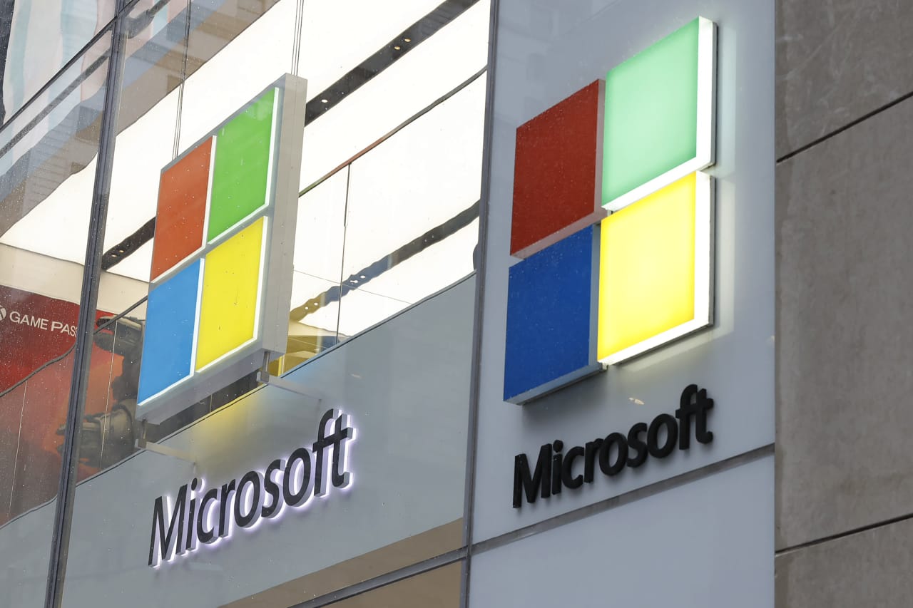 Pershing Square snapped up Microsoft shares, exited Hilton, slashed ...