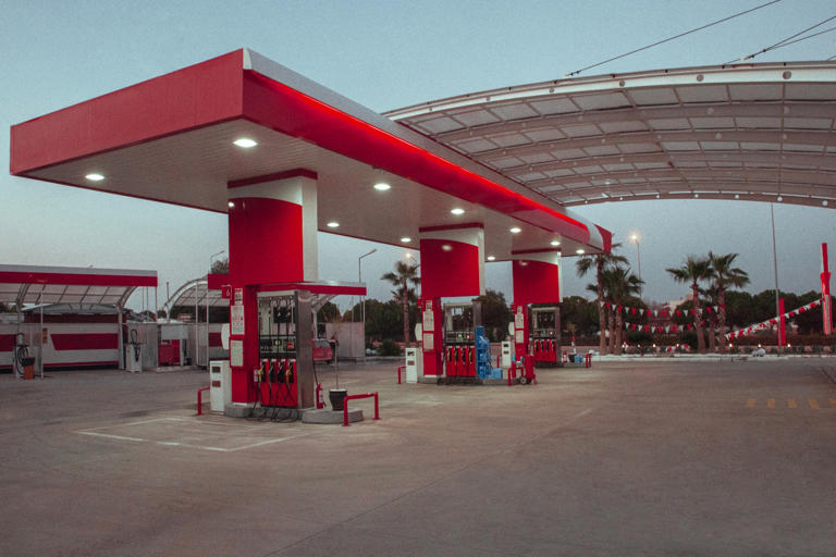 The cheapest gas stations in every region – plus major savings hacks