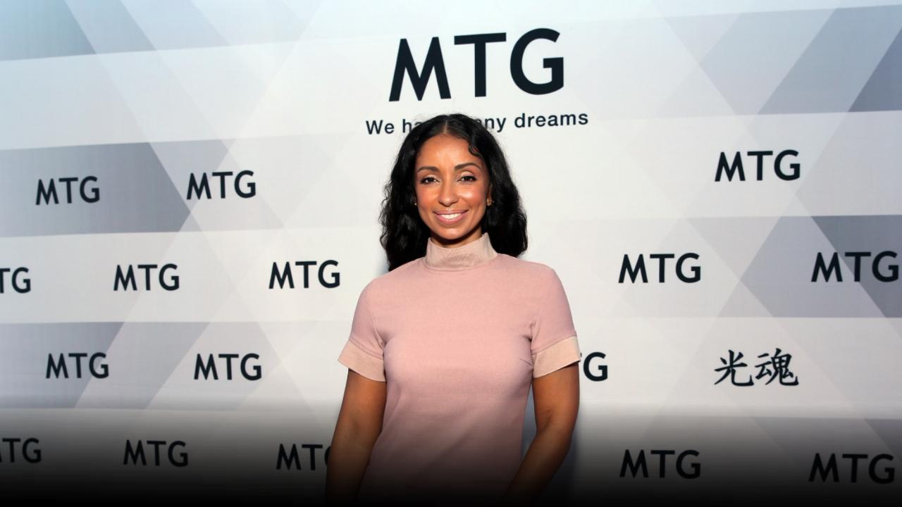 Stream: Mýa – Retrospect