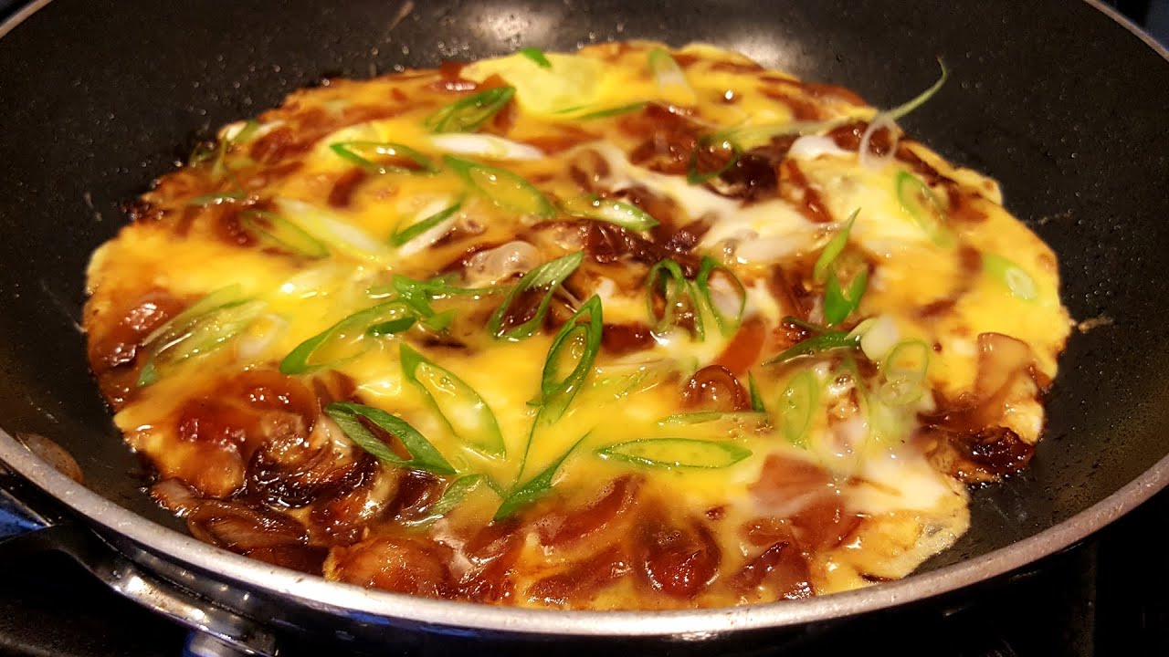 Easy egg & onion donburi: Quick Japanese rice bowl for one