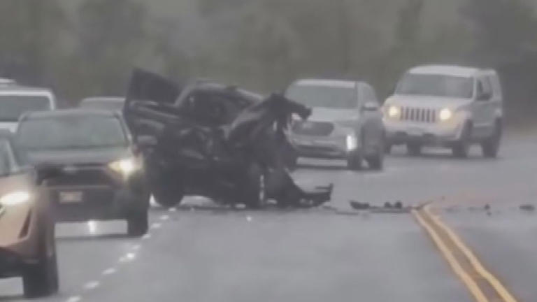 2 dead, 4 injured in head-on crash on Hawaii Island
