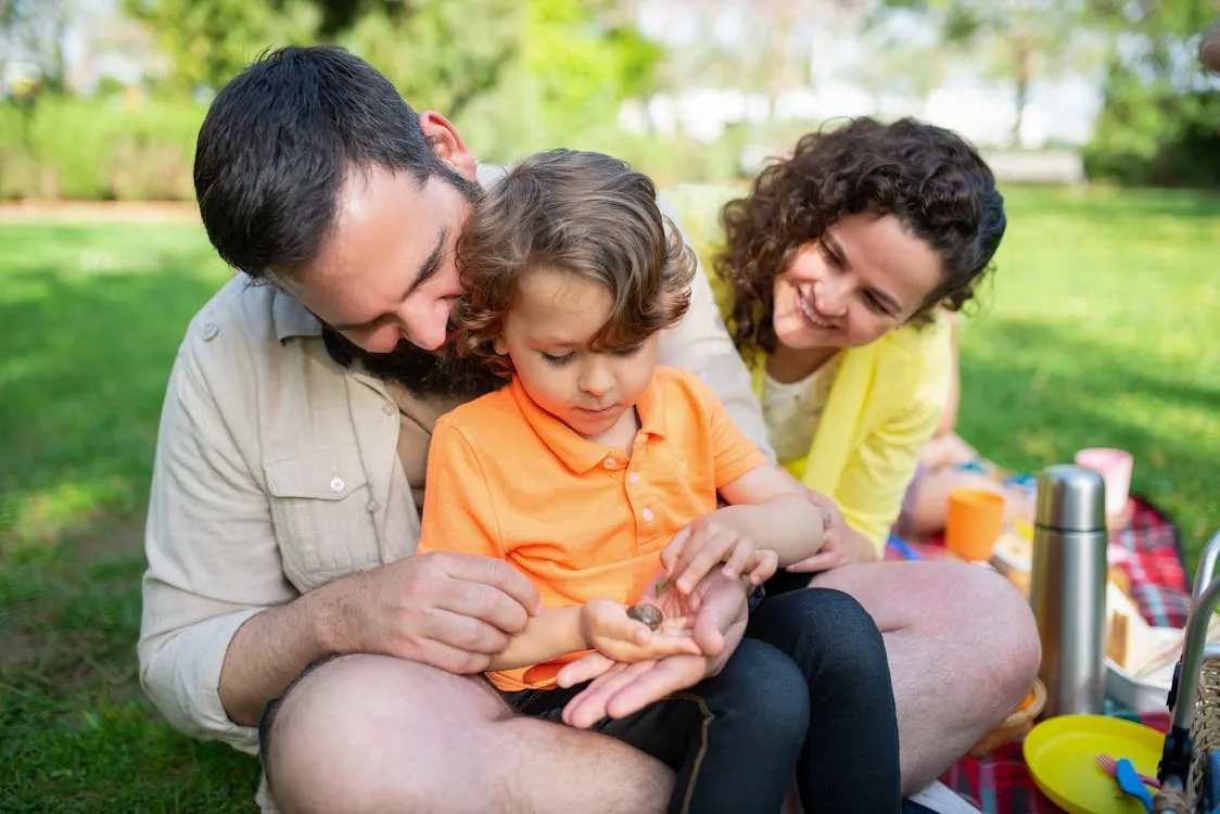 17 things every family did together every weekend in the 1970s that ...