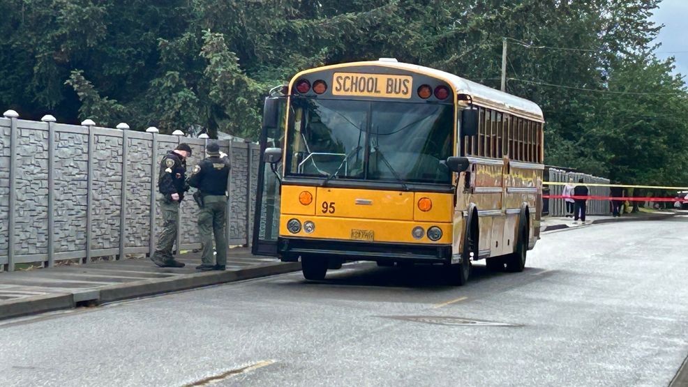 Girl injured in shooting at bus stop in Wood Village